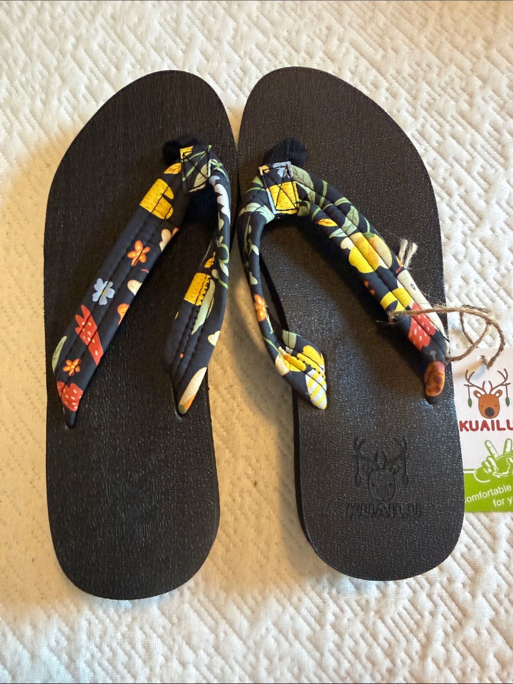 Floral Print Black Flip Flop Sandals - Kuailu Sz 5 NWT